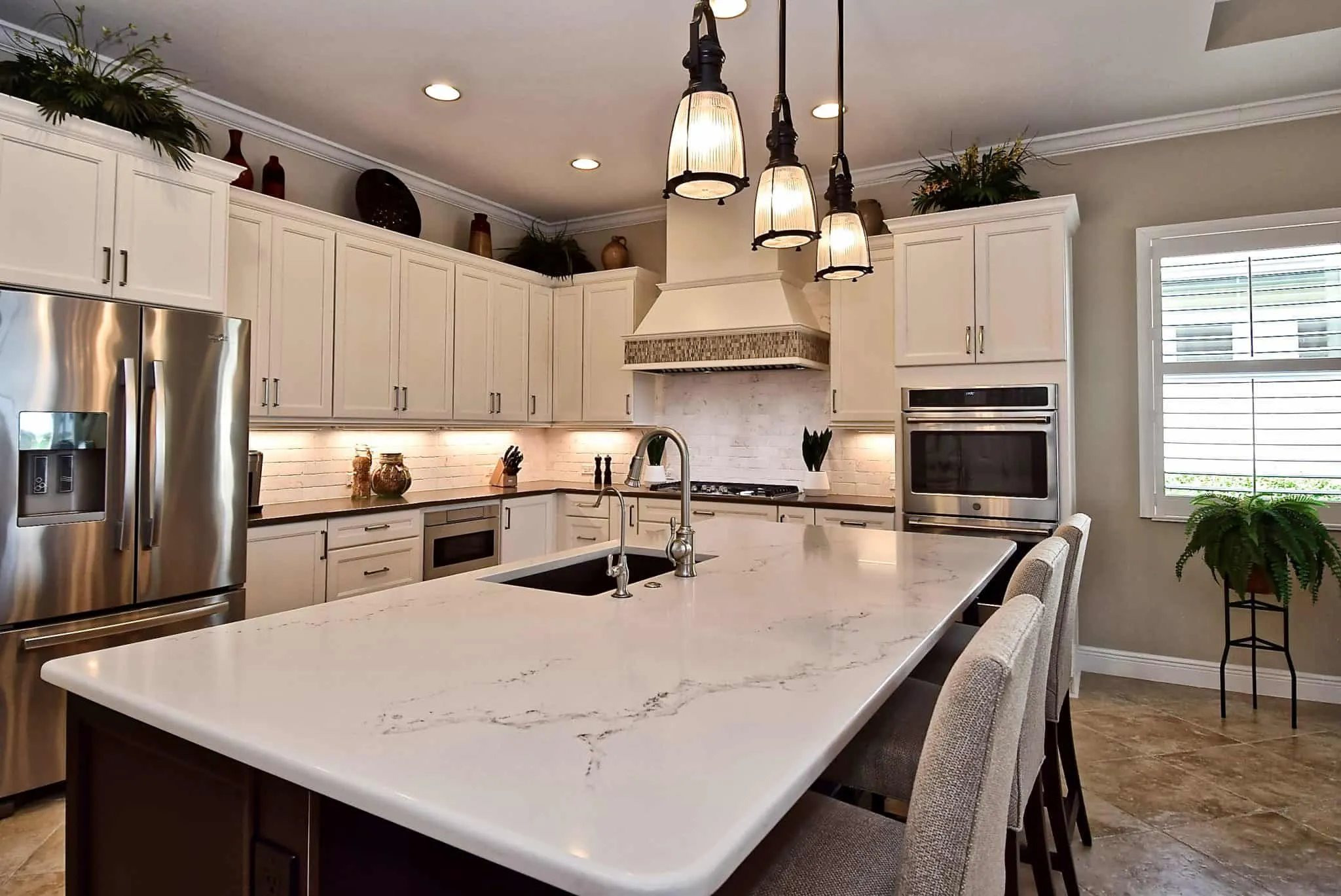 White Island with Seating in Remodeled Sarasota Kitchen