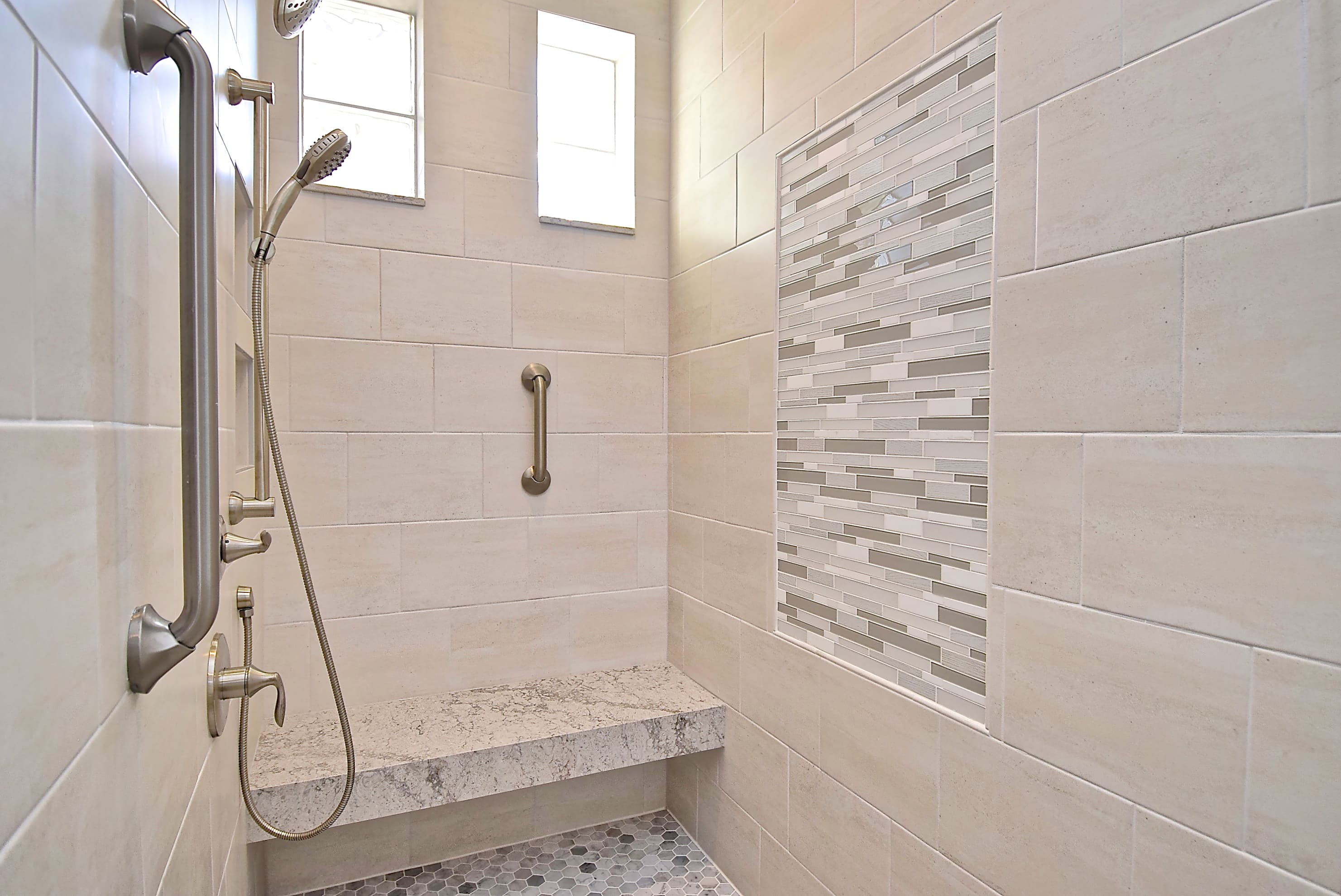 Tiled Shower with Grab Bar and Feature Wall with Built in Bench in Sarasota Remodel